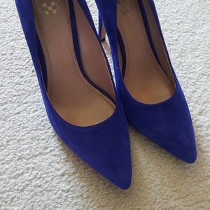 Vince Camuto Cobalt heels